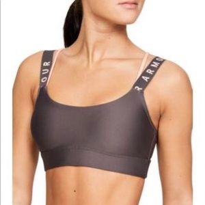 New with tags under Armour sports bra